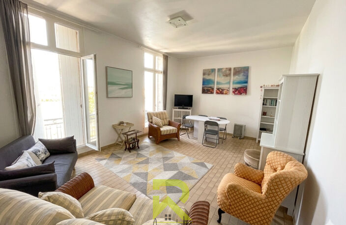 AGDE-Appartement avec vue sur l'Hérault-4 pièces — photo 2