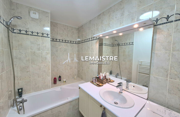 Appartement à vendre - Le Havre Hyper Centre - 51 m² - 1 chambre - Ascenseur - Résidence de standing — photo 4