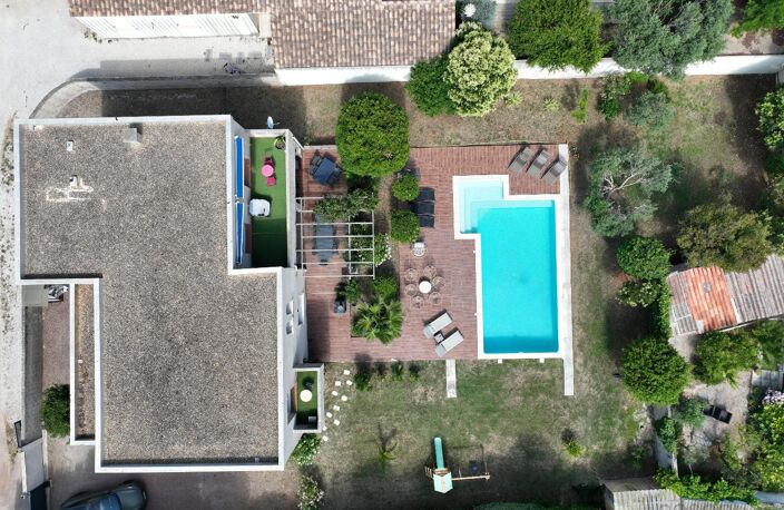 Villa — photo 3