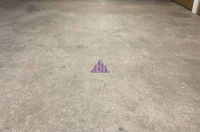 Garage  130 €