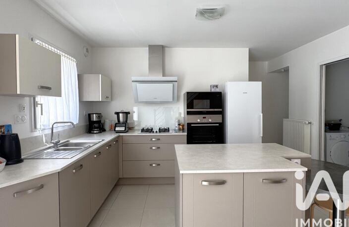 Vente Maison/villa 6 pièces — photo 2