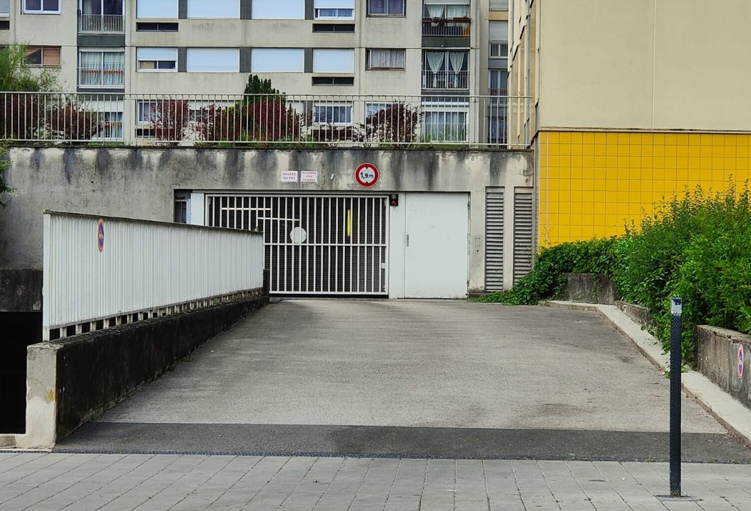 Vente Parking 13 m&sup2; — photo 1
