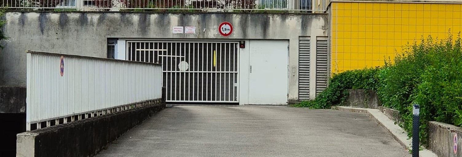 Garage  13 m² à vendre à Dijon (21000)