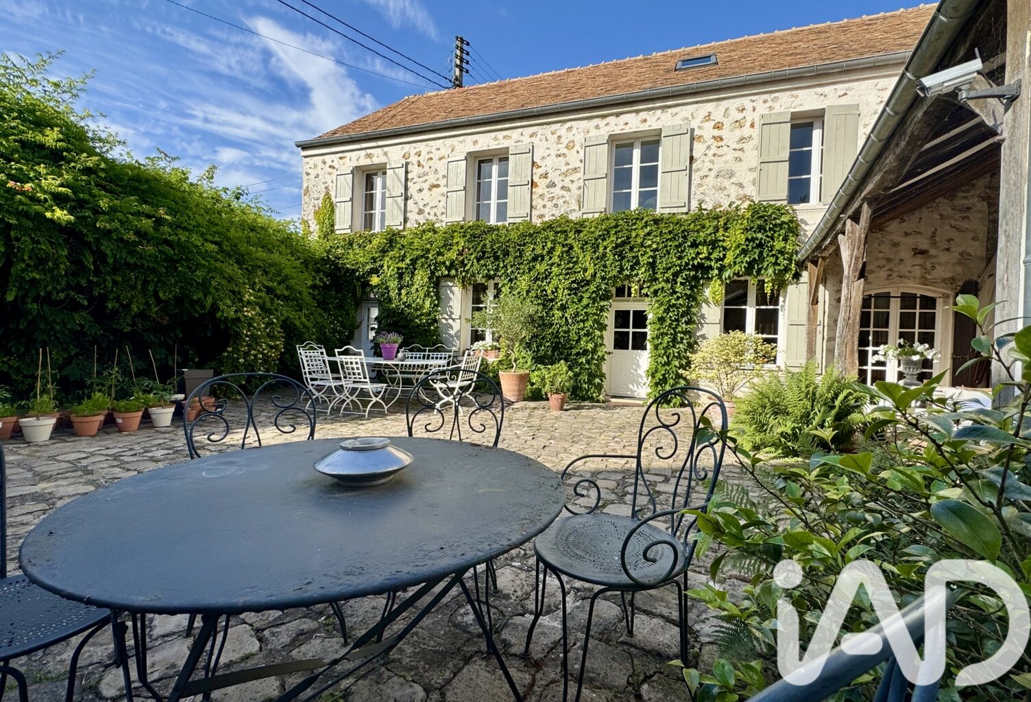 Vente Maison/villa 8 pièces — photo 1