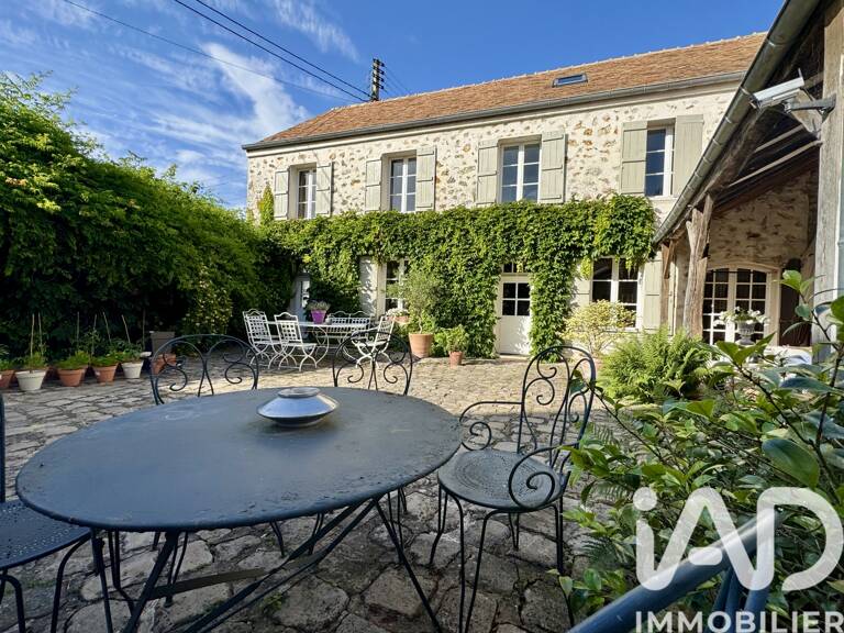 Vente Maison/villa 8 pièces — photo 1