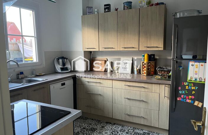 Maison familiale rénovée de 103 m² sur terrain clos de plus de 700 m² — photo 3
