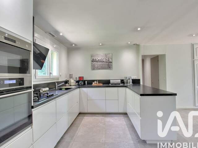 Vente Maison traditionnelle 5 pièces — photo du bien