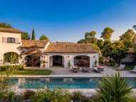 Villa coup de cœur au calme et à pied du village de Valbonne — photo 2