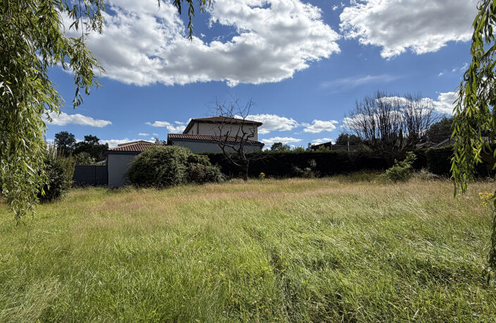 Très beau terrain plat de 578 m2 dans un environnement calme — photo 3