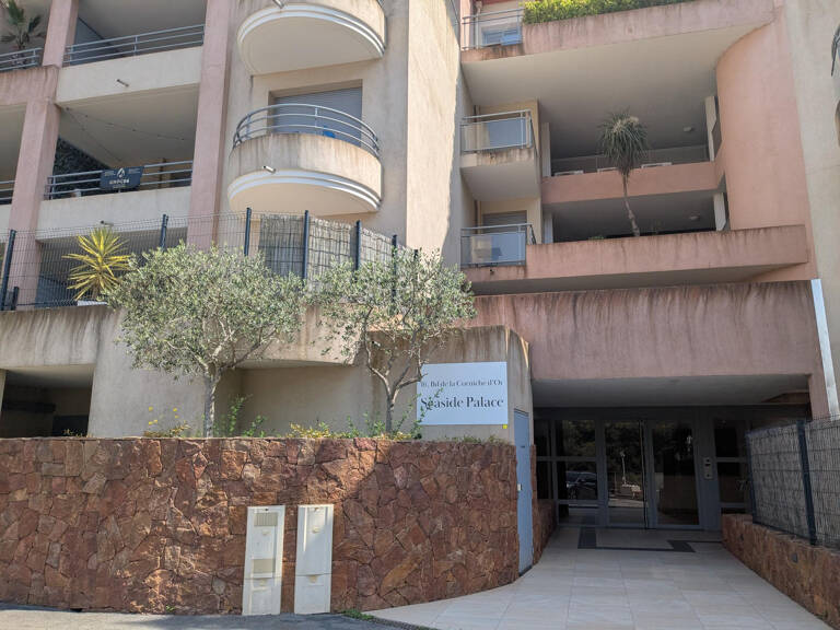 Appartement vue mer à Théoules sur mer — photo 1