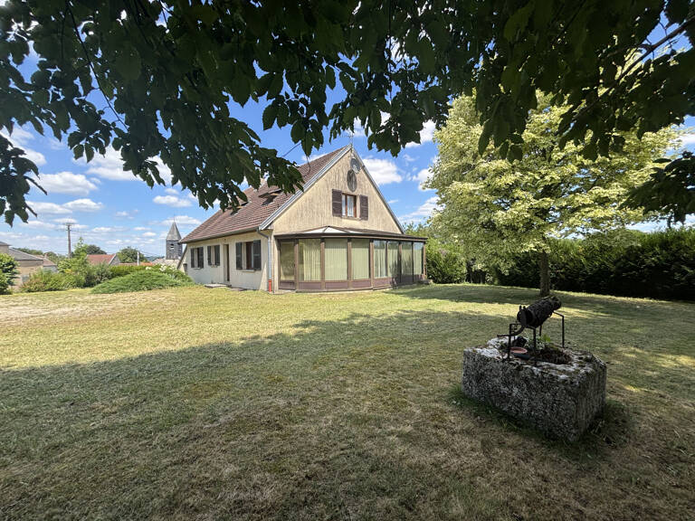 LAIGNES (21) maison de 205m2 ,année 1980 ,avec sous-sol , ga — photo 1
