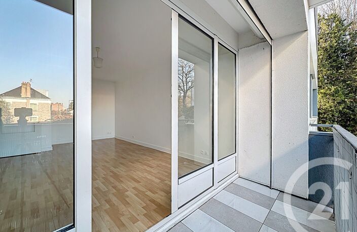 Vente appartement 3 pièces 61 m² Villeneuve-le-Roi (94290) — photo 4