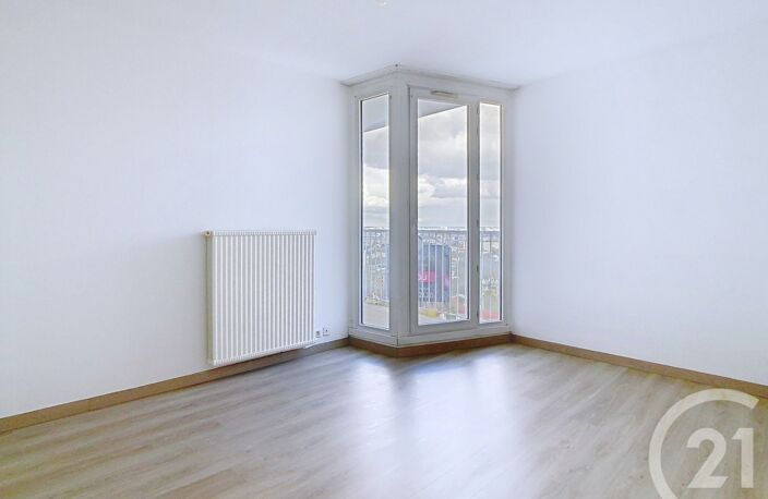 Vente appartement 2 pièces 42 m² Thiais (94320) — photo 2