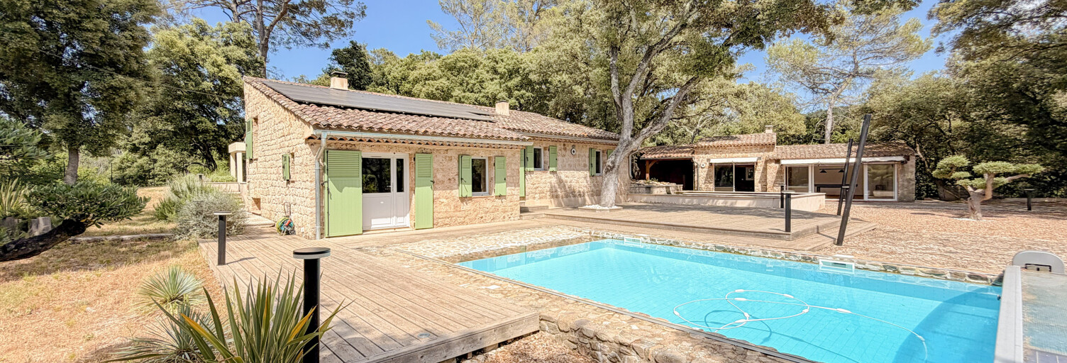 Maison 8 Pièces 200 m² à vendre à Carnoules (83660)