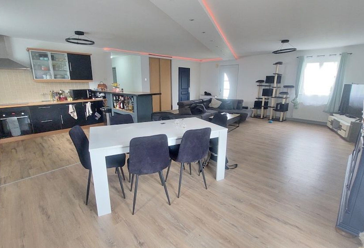 Maison de plain-pied sur Plateau de Blamont 107 m2 - 643m2 de terrain plat et arboré — photo 1