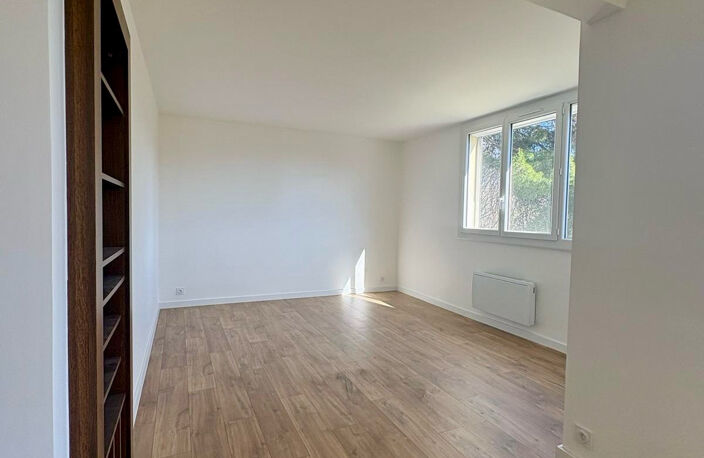 TOULON EST - APPARTEMENT 5 PIECES - 104m2 - Terrasse - 2 Par — photo 4