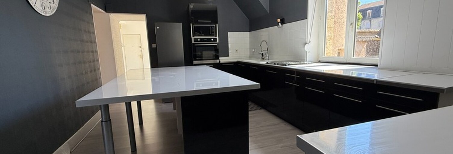 Appartement 3 Pièces 119 m² à vendre à Gray (70100)