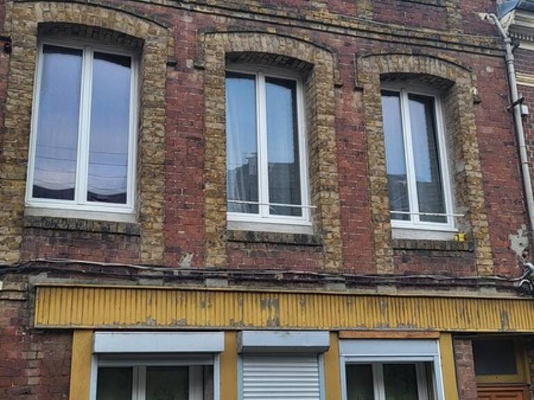 Appartement duplex de 69 m² à rénover – À 10 minutes à pied du centre-ville de Dieppe — photo 1