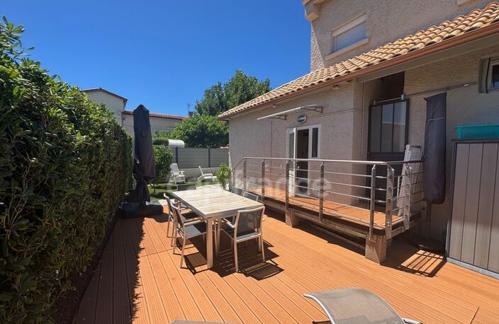 GRAU D'AGDE(34) A VENDRE MAISON RÉNOVÉE P4 DE 71 m2, TERRAIN 300 m2, GARAGE 20 m2, PROCHE MER, SECTEUR CALME — photo 2