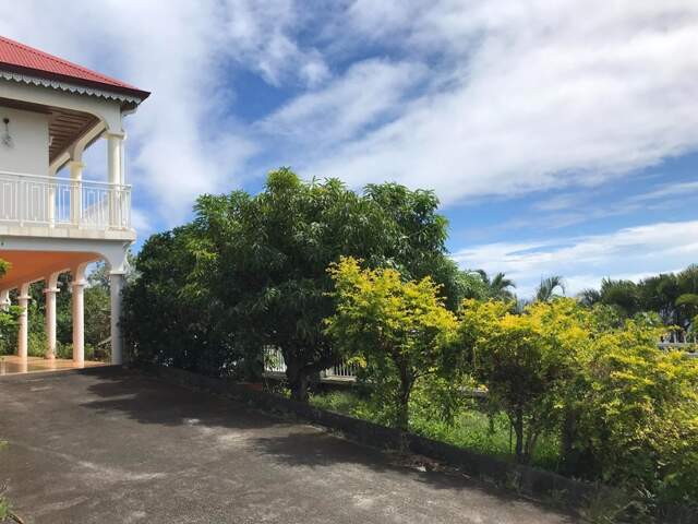 Maison à vendre 6 pièces LA BRETAGNE (974) — photo du bien