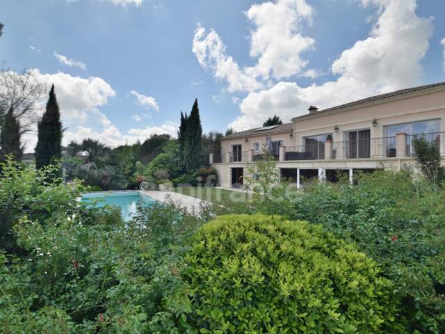 Propriété au calme - 5 chambres - T3 attenant - garage XXL - piscine - à MARMANDE (47) — photo du bien
