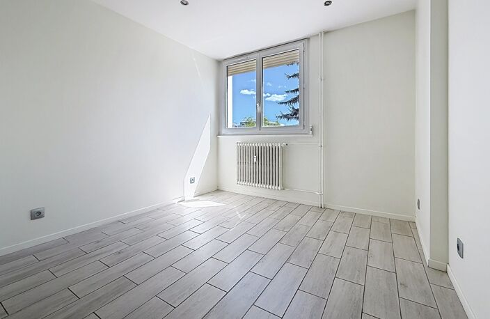 Appartement à vendre 2 pièces VILLE LA GRAND (74) — photo 5