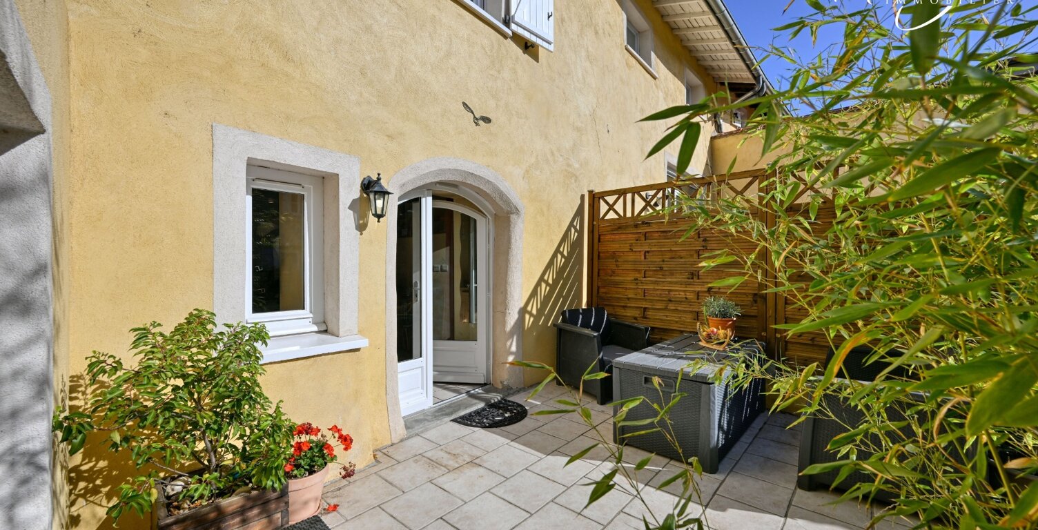 Maison P3 avec terrasse, remise, et 2 stationnements — photo 1