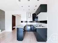 T2 — photo 3