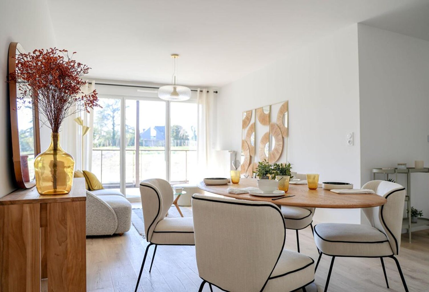 Appartement - Rennes - 3 pièces - 58.8 m2 + Parking + Loggia - Quartier Jeanne d'Arc — photo 1