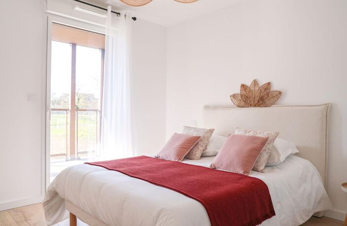 Appartement - Rennes - 3 pièces - 58.8 m2 + Parking + Loggia - Quartier Jeanne d'Arc — photo 4