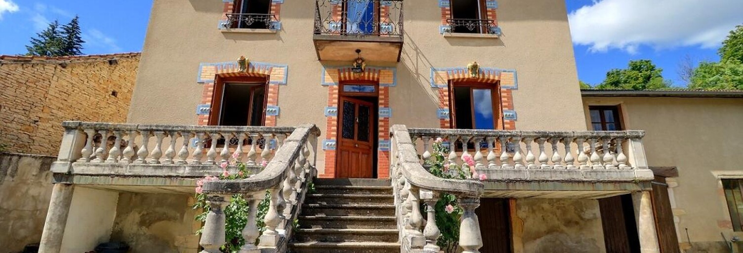 Maison 7 Pièces 146 m² à vendre à Cluny (71250)