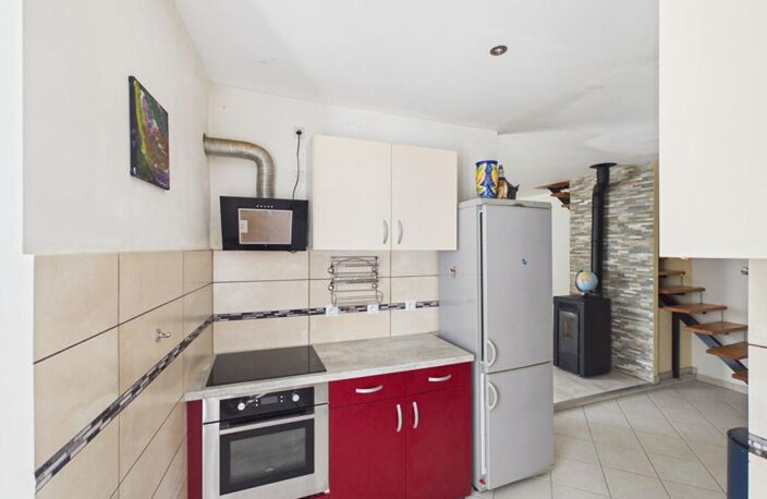 BESSEGES (30160)Appartement  5 pièce(s) 121 m2 — photo 3