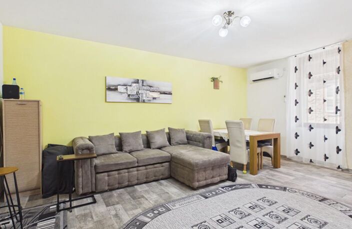 BESSEGES (30160)Appartement  5 pièce(s) 121 m2 — photo 4