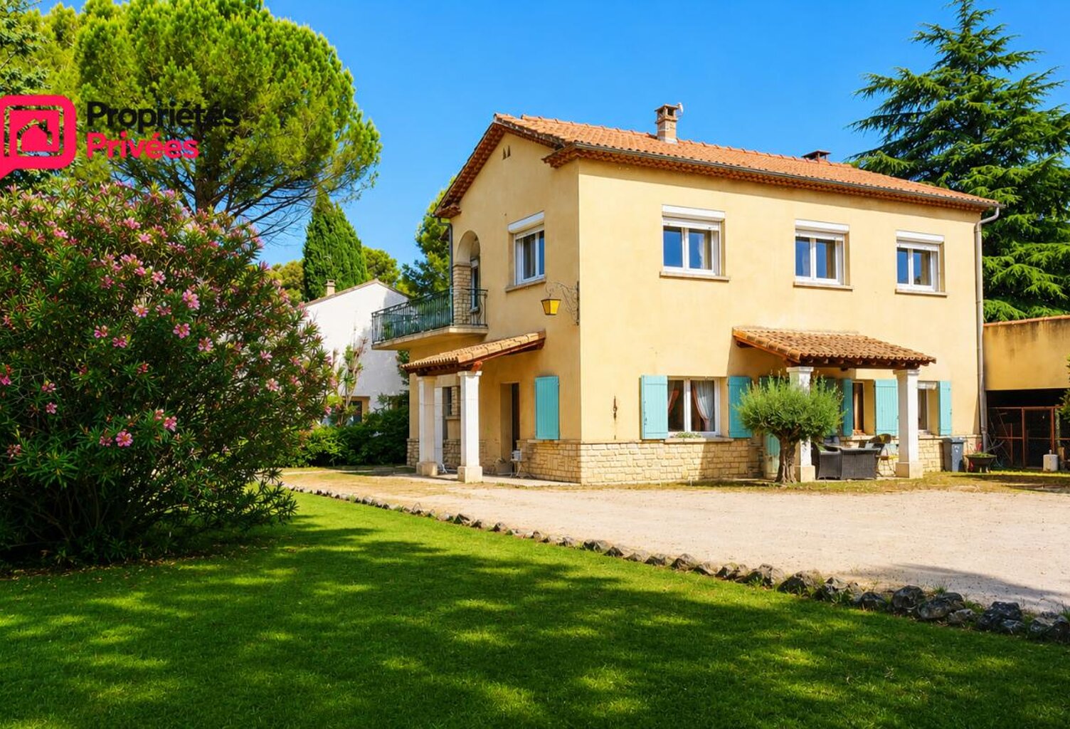 Tresques 30330 :Villa sur deux niveaux avec double Habitations 172.48 m²,  5 chambres, dépendance 120 m², terrain 1400 m² — photo 1