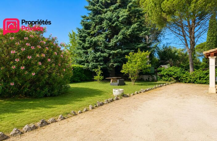 Tresques 30330 :Villa sur deux niveaux avec double Habitations 172.48 m²,  5 chambres, dépendance 120 m², terrain 1400 m² — photo 2