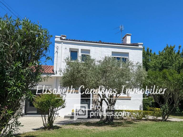 Ensemble immobilier rénové - MAISON T5 avec un Appartement T2 — photo 1