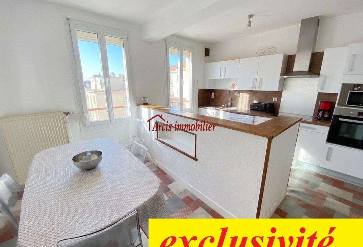 Vente immeuble  100 m² Arcis-sur-Aube (10700) — photo 1
