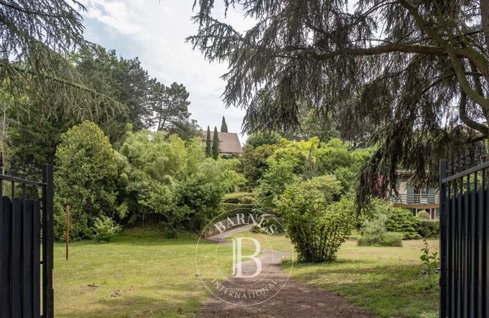Saint-Bernard - Maison de 251 m² environ -  6 chambres - Bord de saône - Jardin de 8000 m² environ - Piscine - Dépendance — photo 5