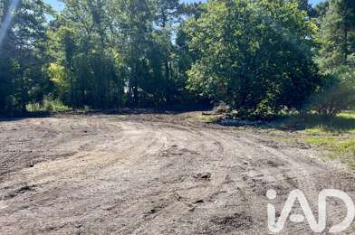 Terrain  228000 €