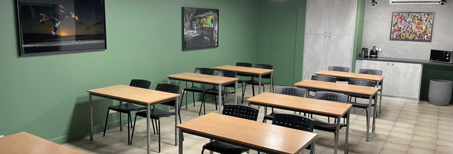 Bureau  175 m² à louer à Baie-Mahault (97122)