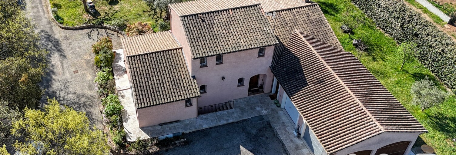 Maison 5 Pièces 163 m² à vendre à Bagnols-en-Forêt (83600)