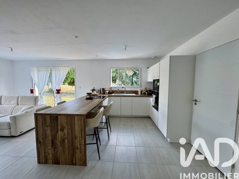 Vente Maison/villa 5 pièces — photo 1