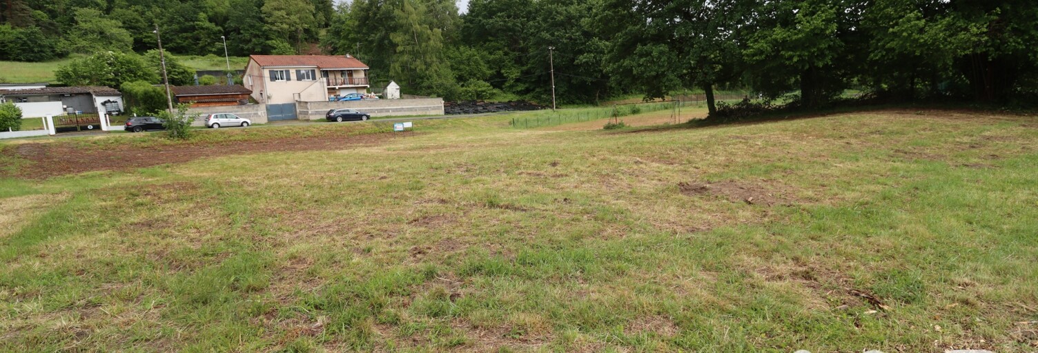 Terrain  801 m² à vendre à Escoutoux (63300)