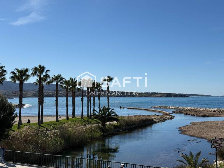VUE MER - T3 de 67 m2 au 2ème et dernier étage à rénover- Parking — photo 1