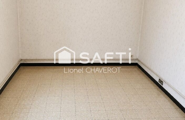 Cet appartement t de 3 chambres avec salle d'eau et WC séparés offre de beaux volumes et un fort potentiel pour créer un cadre de vie agréable. — photo 5