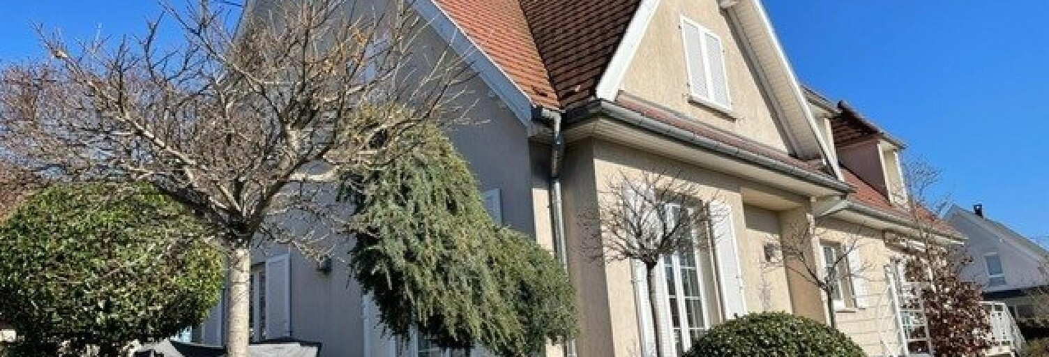 Maison 9 Pièces 209 m² à vendre à Pfastatt (68120)