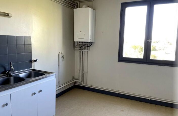 Chinon La Roche Faucon - Appartement T4 — photo 2