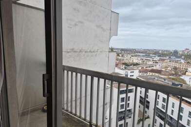 Appartement 1 pièces 550 €
