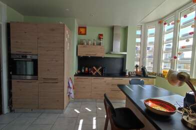 Appartement 3 pièces 735 €