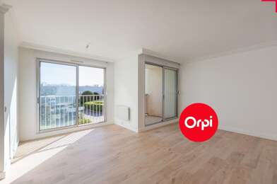 Appartement 5 pièces 213900 €